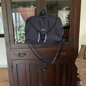 Mystery Ranch 3 Way 18 Expandable Briefcase - Navy
